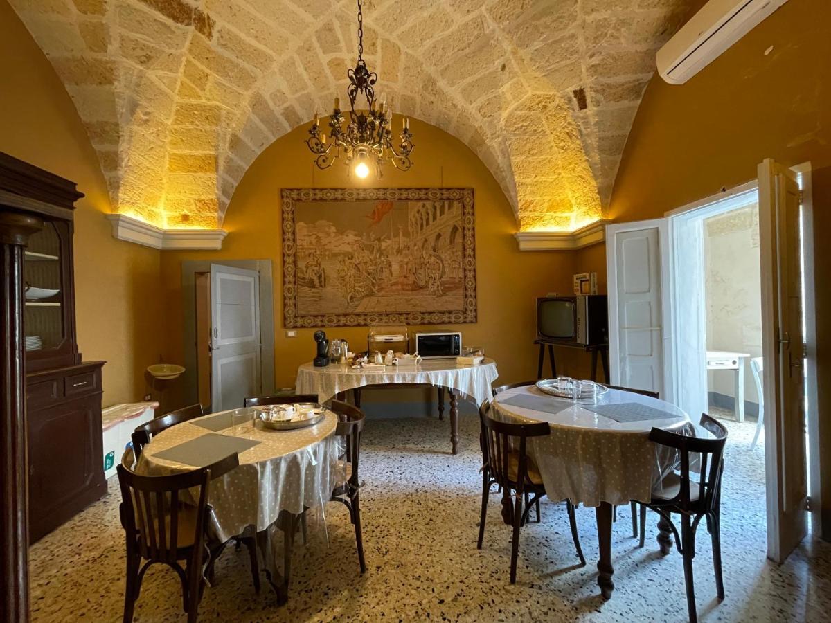 Bed and Breakfast Palazzo De Carlo E Il Parco Dei 7 Pozzi Lecce Zewnętrze zdjęcie