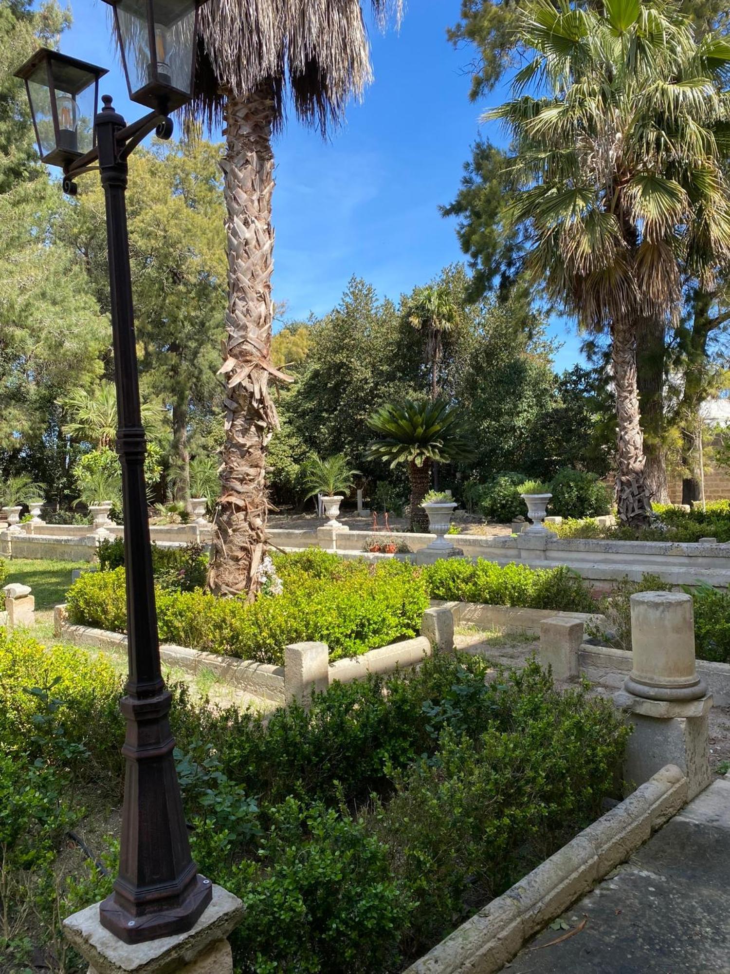 Bed and Breakfast Palazzo De Carlo E Il Parco Dei 7 Pozzi Lecce Zewnętrze zdjęcie